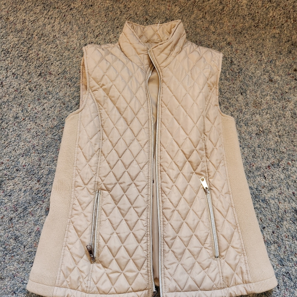 Women's medium vest